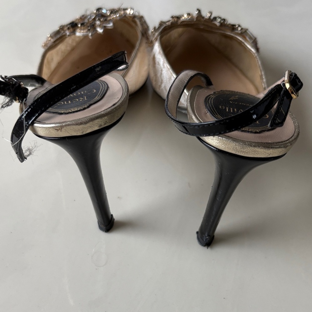 RENE CAOVILLA Embellished Slingback Heels/Gold Lace Stones size 38/8 Ret: $1195 - Picture 9 of 15